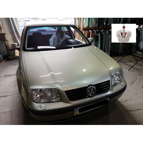 Замена лобового стекла Volkswagen Bora Замена лобового стекла Volkswagen Bora