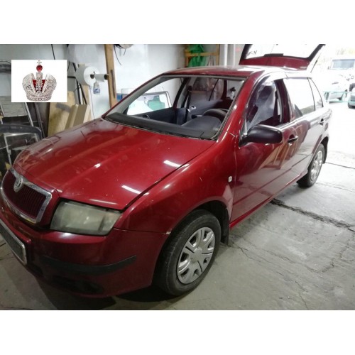 Замена лобового стекла Skoda Fabia Замена лобового стекла Skoda Fabia