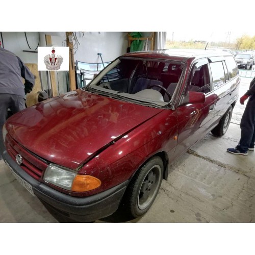 Замена лобового стекла Opel Astra F Замена лобового стекла Opel Astra F
